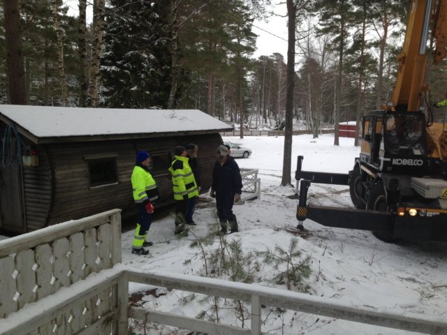 flyttavgammalbastu.jpg